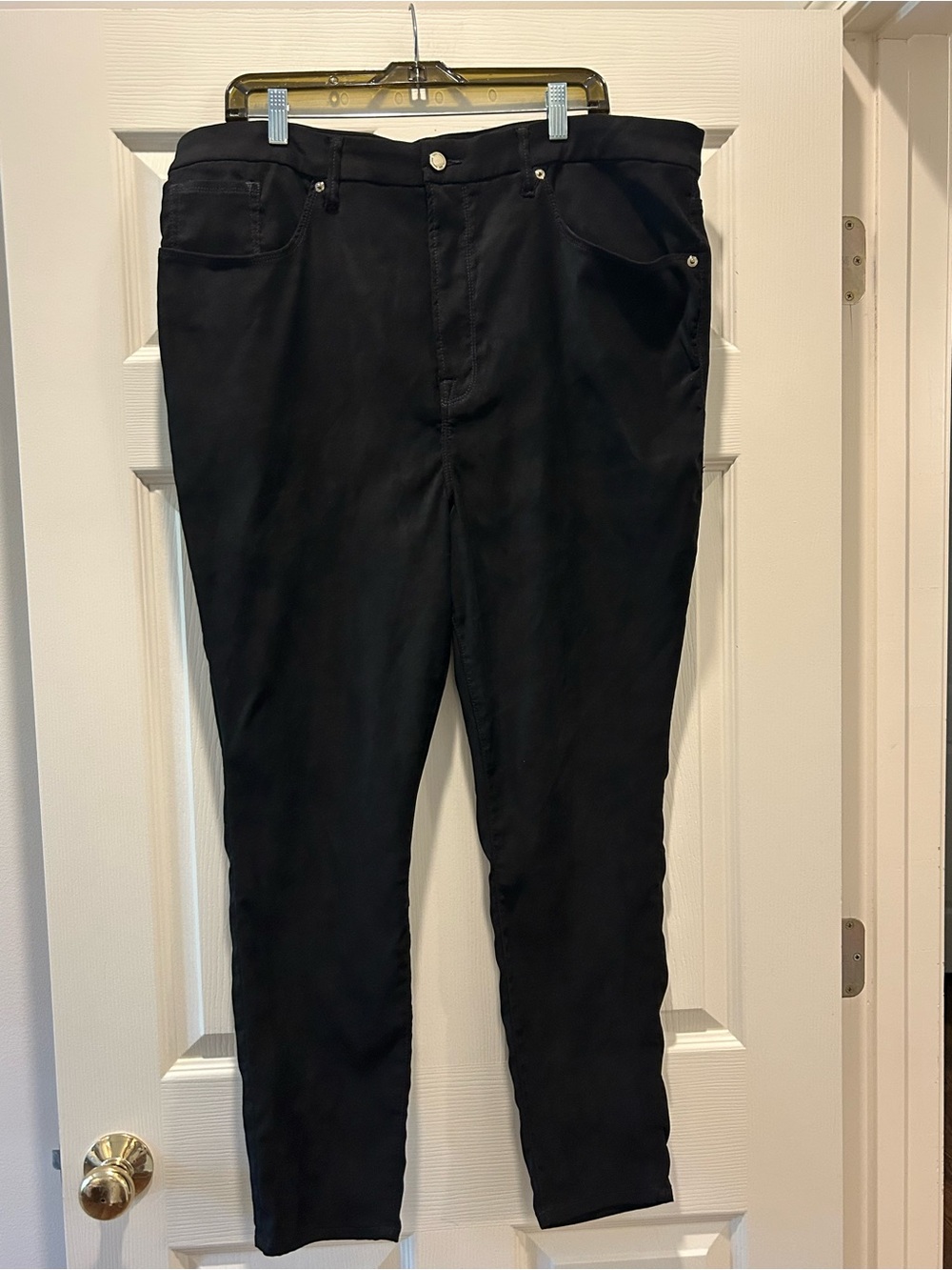 Good American Black Slim Women’s Jeans